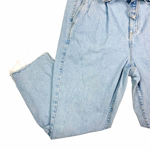 GARAGE High Rise Belted Jeans - Picture 2 of 4